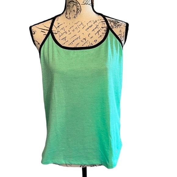 Under Armor heatgear tank top size L Green - Picture 1 of 5